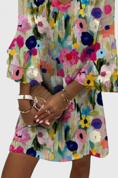 Elviera Floral Mini Dress with V-Neckline & Elegant Fit 2