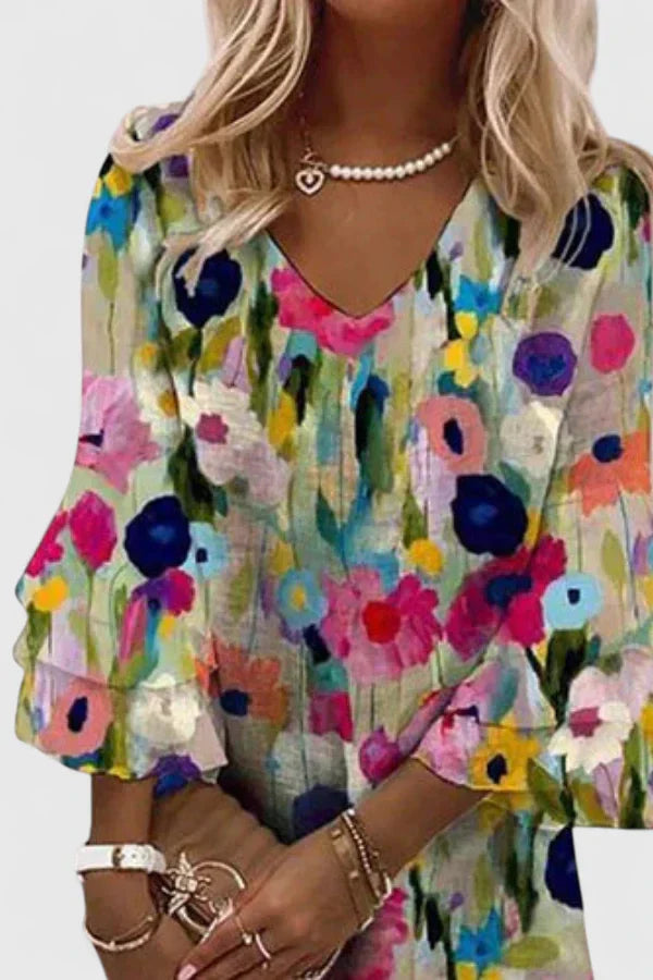 Elviera Floral Mini Dress with V-Neckline & Elegant Fit 3
