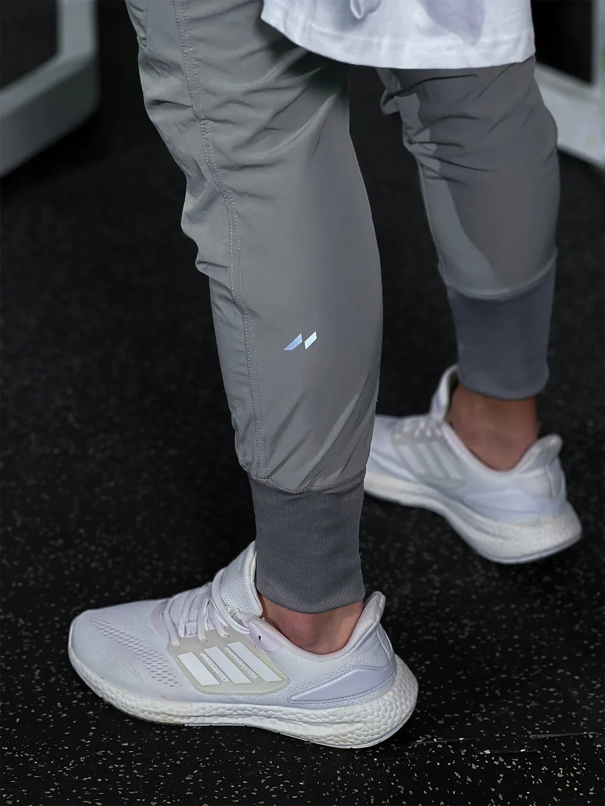 Men's Athletic Training Pants — Stretch Moisture-Wicking Fit 2