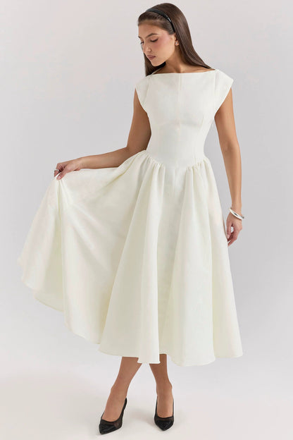 Elegant Collection | Women's Dress with Boat Neckline & Pleated Skirt | Timeless Style for Formal Events
