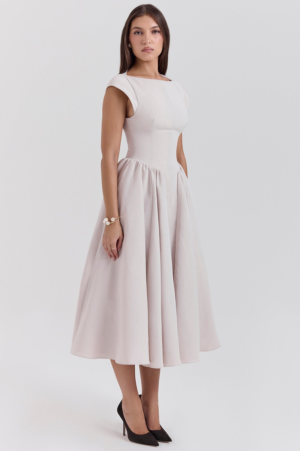 Elegant Collection | Women's Dress with Boat Neckline & Pleated Skirt | Timeless Style for Formal Events