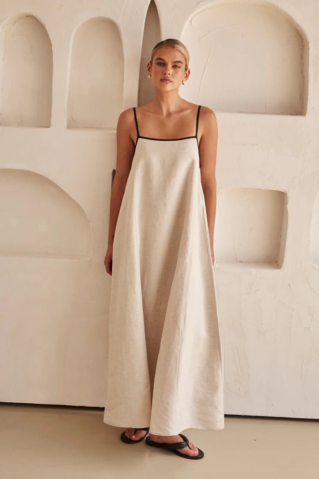 Elegant Collection | Women's Maxi Dress with Spaghetti Straps | Flowy Silhouette for Effortless Summer Style