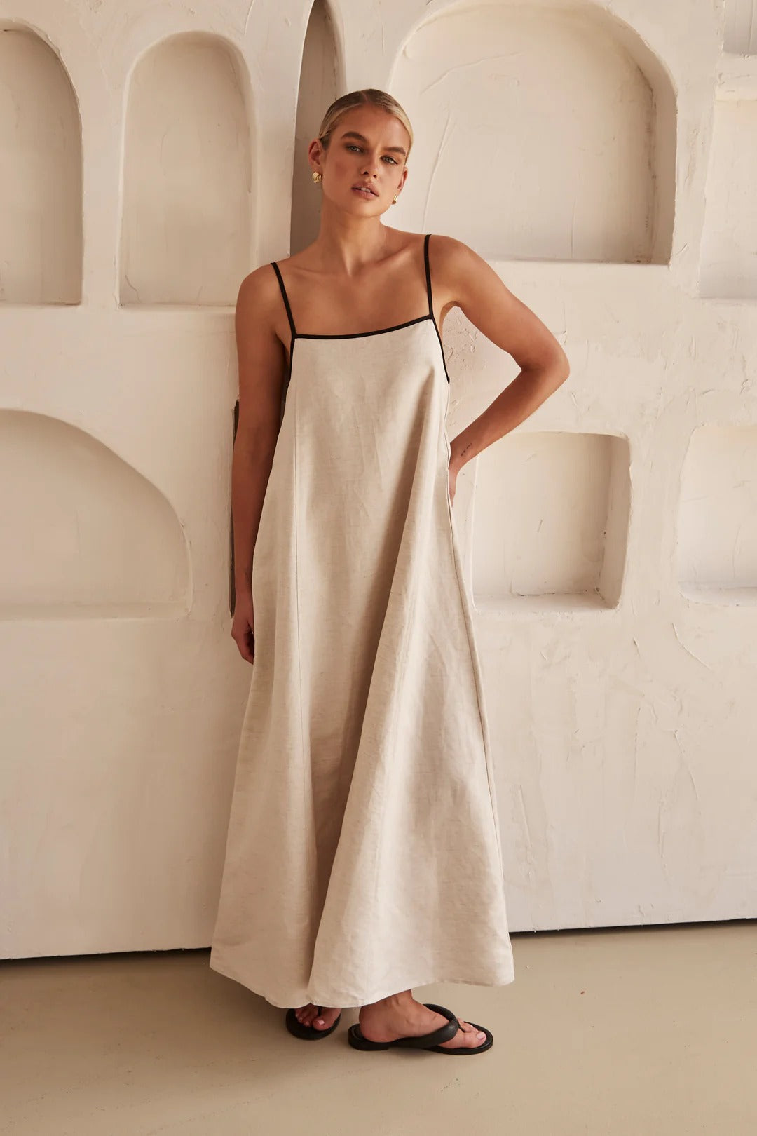 Elegant Collection | Women's Maxi Dress with Spaghetti Straps | Flowy Silhouette for Effortless Summer Style