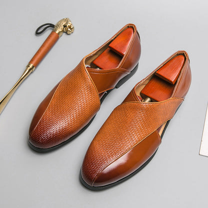 Elegant Leather Loafers for Women with Textured Weave & Supportive Sole for All-Day Comfort