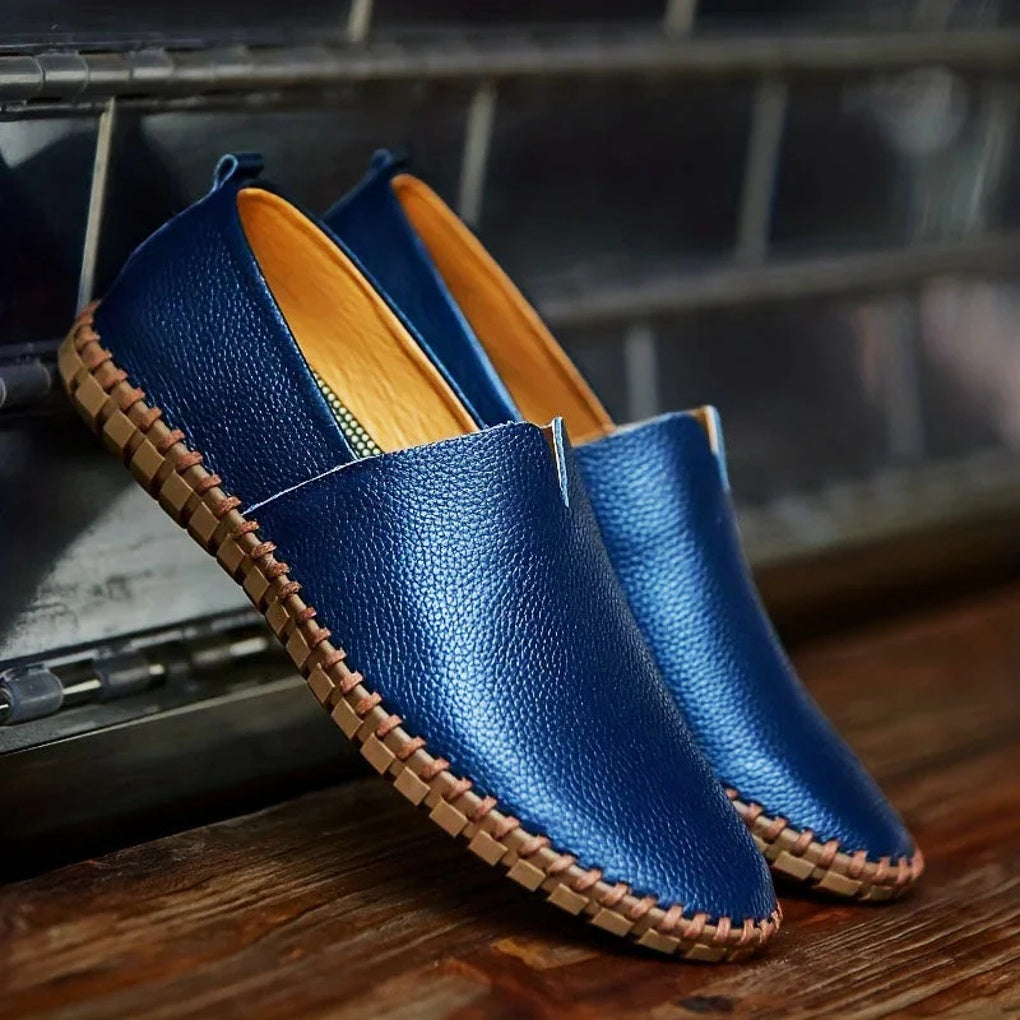 Elegant Loafers | Black Leather Slip-Ons with Cushioned Insole | Comfortable Footwear for Women