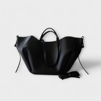 Everyday Elegance | Women's Handbag with Structured Design | Versatile Style for Daily Use