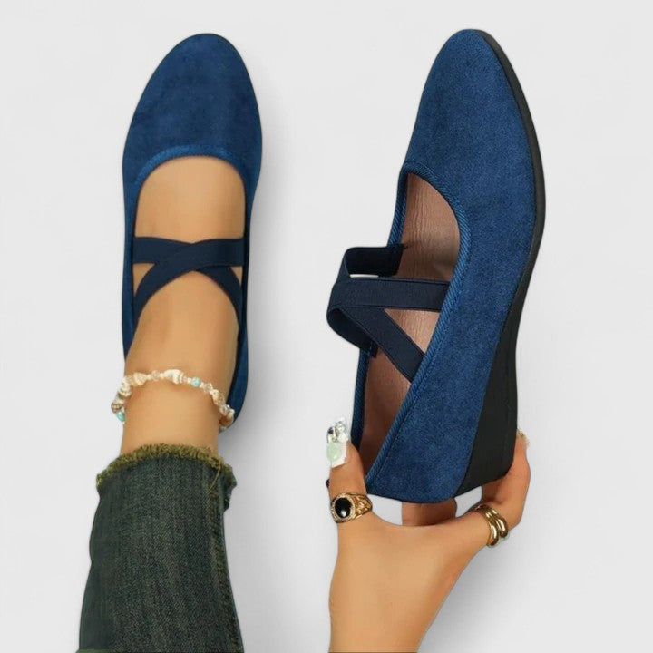 Julie | Orthopedic Shoes for Women with Cushioned Comfort | Slip-On Design for All-Day Wear