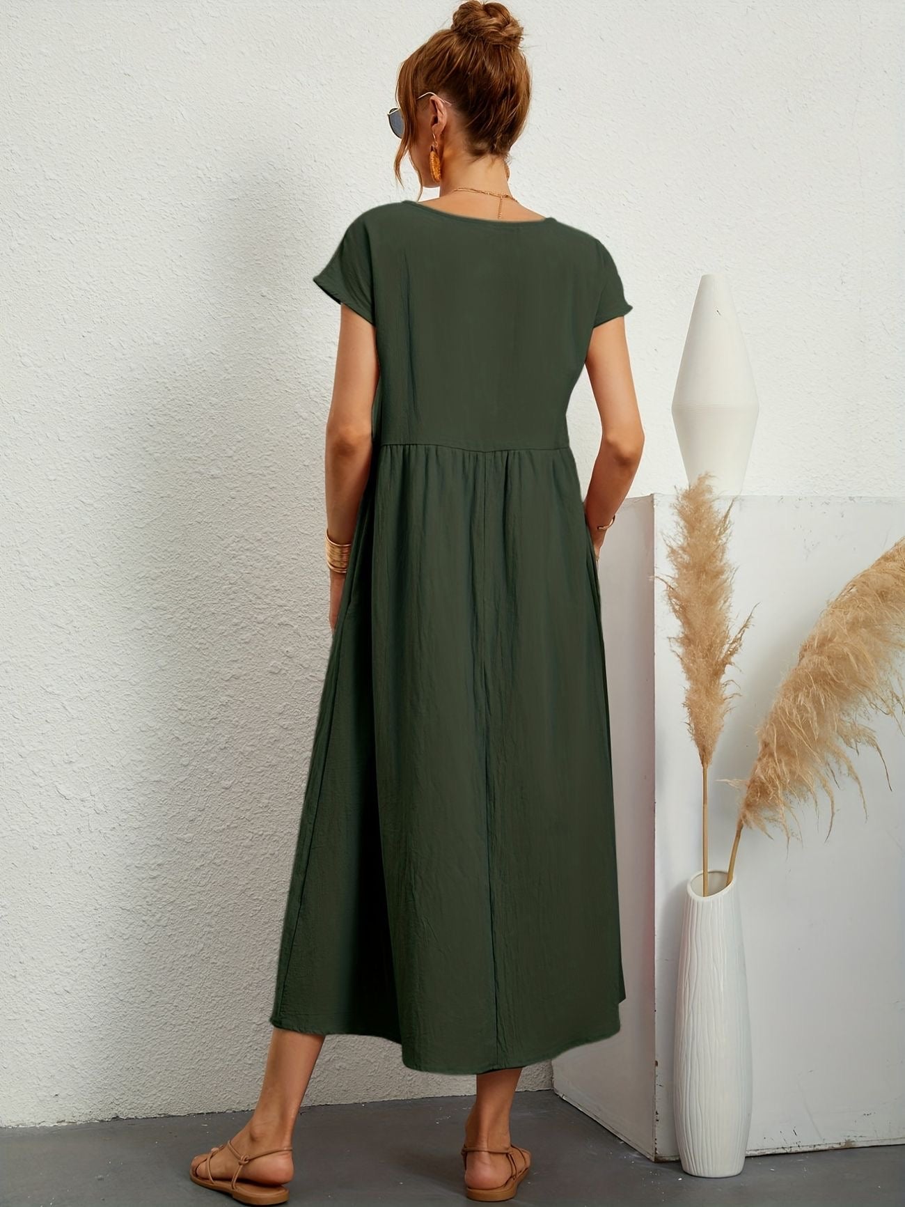 Kaitlyn | Women's Midi Dress with Pockets & Short Sleeves | Effortless Summer Style