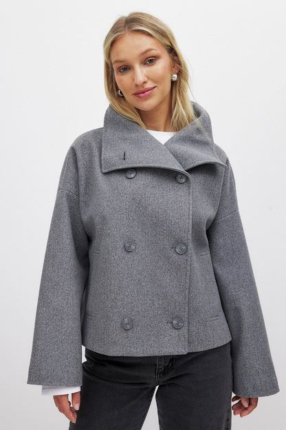 Women's Vintage Double-Breasted Short Coat — Classic Fit 3