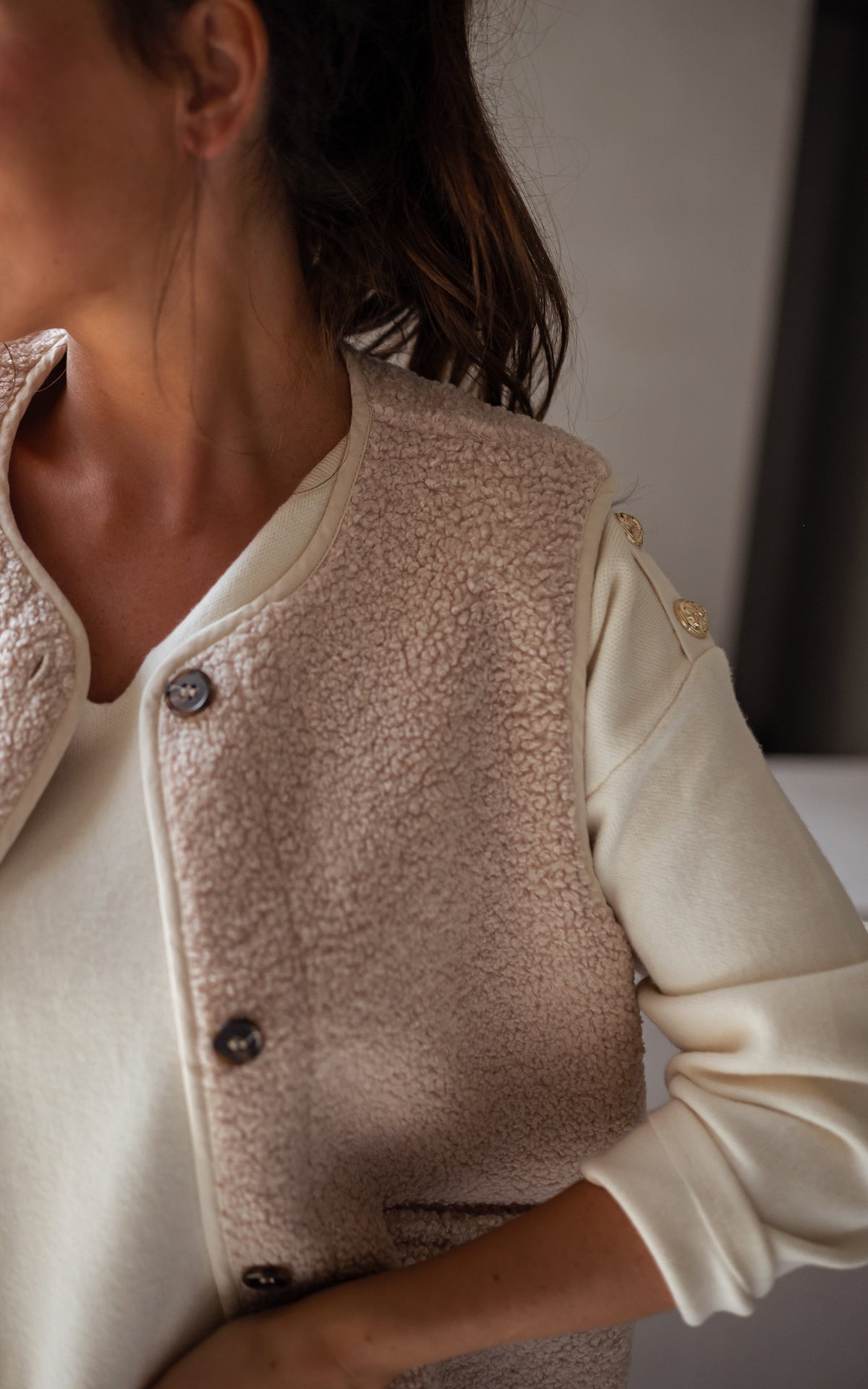 Women's Soft Fabric Vest — Relaxed Sleeveless Layering Gilet 4