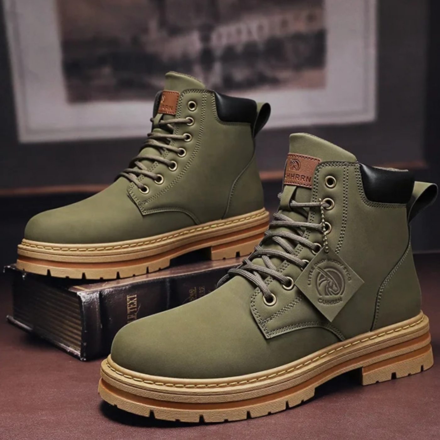 Men's Rugged Lace-Up Ankle Hiking Boots — Lugged Sole 5