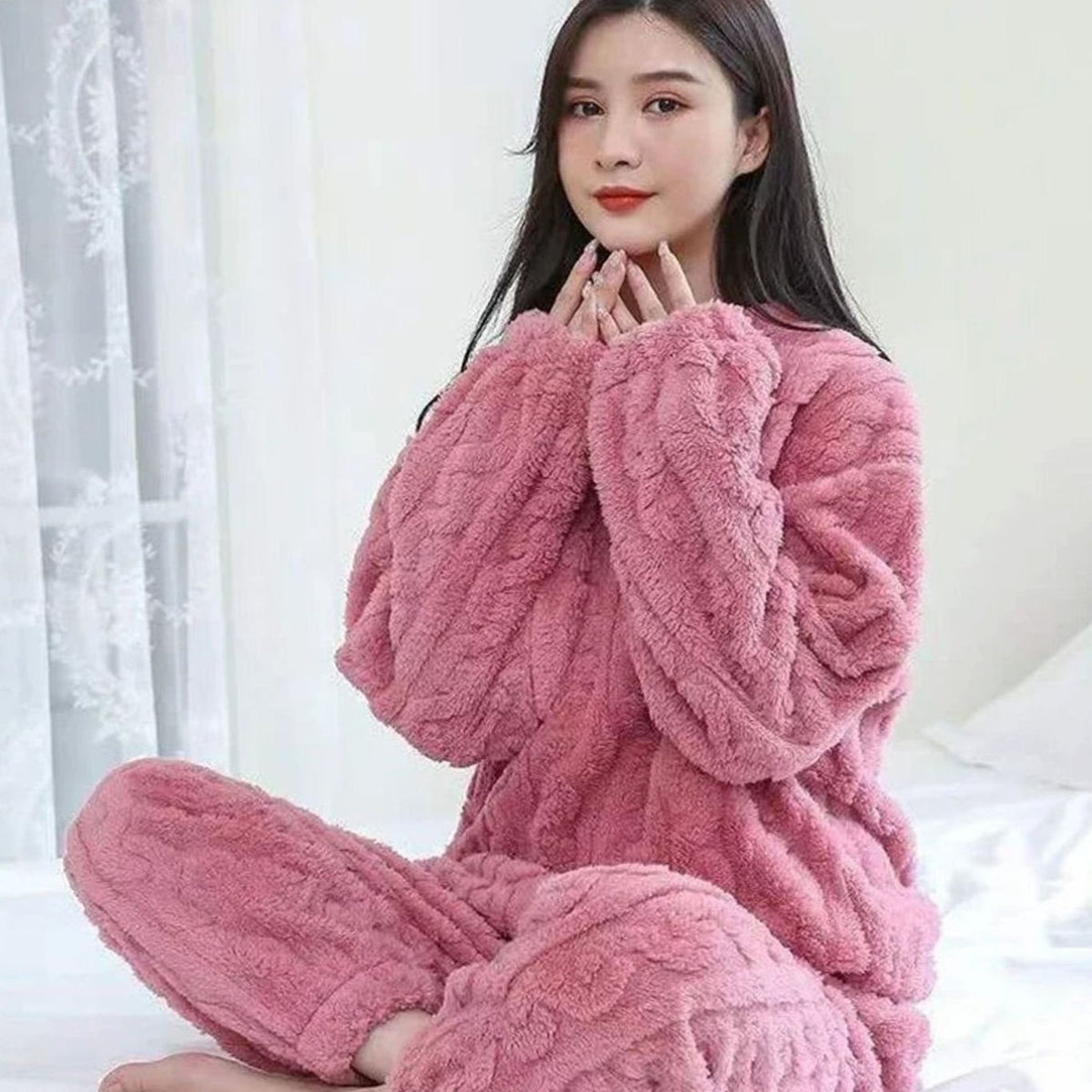 Women's Fleece Loungewear Set — Relaxed Fit Two-Piece 1