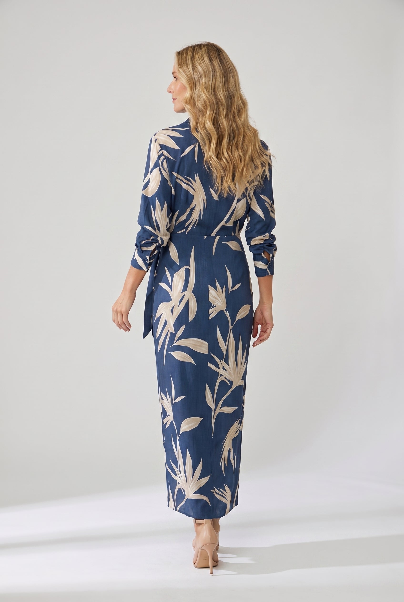 Leaf Print Maxi Wrap Dress — V-Neck Long Sleeve Women's 4