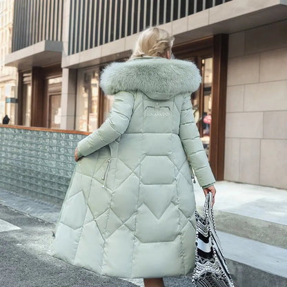 Women's Quilted Puffer Coat with Hood Trim for Winter 9