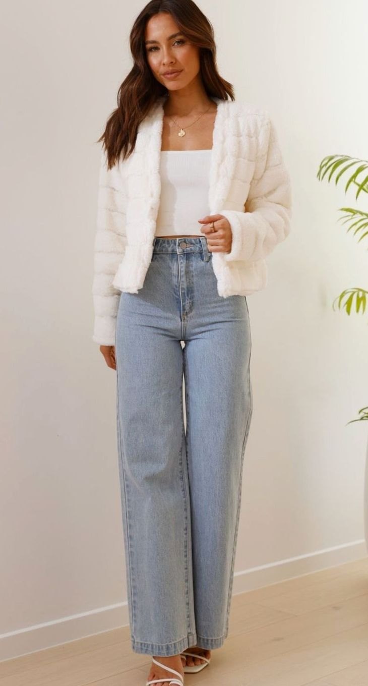 Women's Quilted Faux Fur Cropped Open-Front Evening Jacket 3