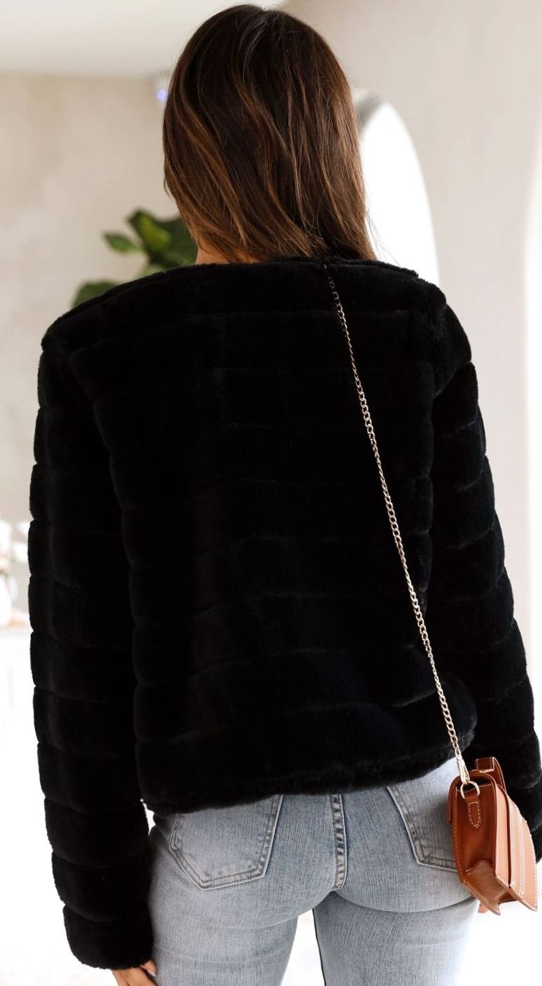 Women's Quilted Faux Fur Cropped Open-Front Evening Jacket 8